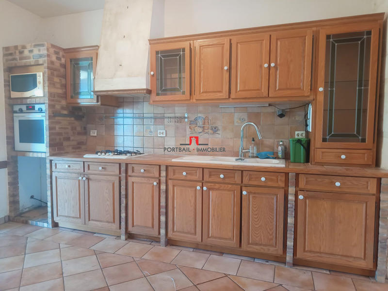 Maison - 215 m² - 5 pièces