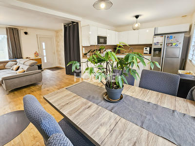 Maison - 103 m² - 6 pièces