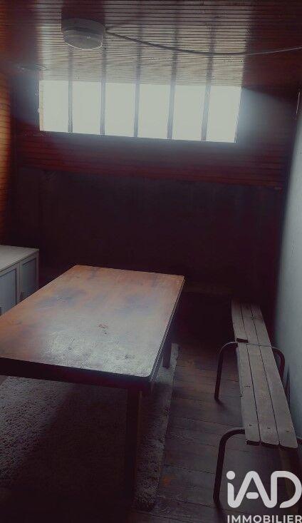 Ferme - 300 m² - 1 pièce