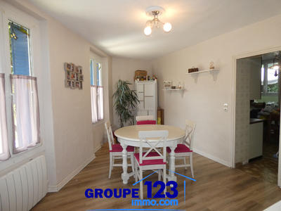 Maison - 170 m² - 5 pièces