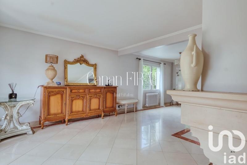 Maison - 195 m² - 7 pièces