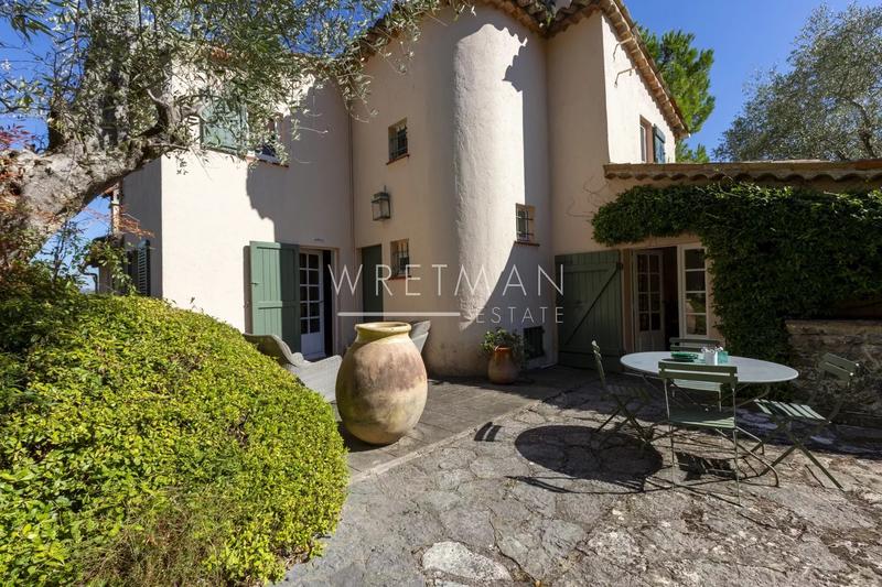 Maison - 174 m² - 7 pièces