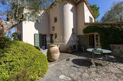 Maison - 174 m² - 7 pièces