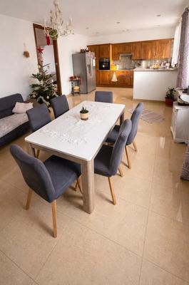 Maison - 100 m² - 6 pièces