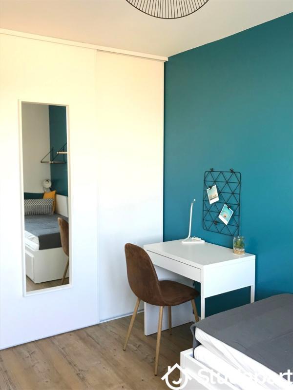 Chambre - 10 m² - 1 pièce