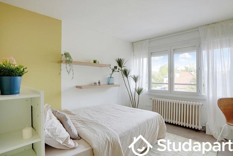 Chambre - 10 m² - 1 pièce