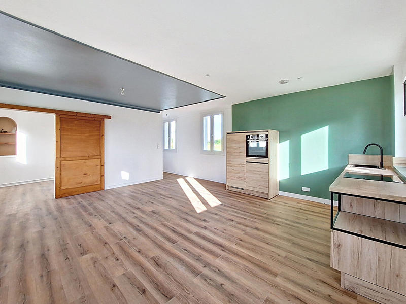 Appartement - 82 m² - 4 pièces