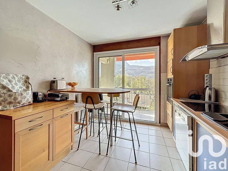 Appartement - 93 m² - 4 pièces