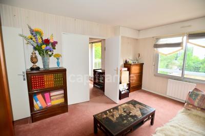 Appartement - 94 m² - 4 pièces