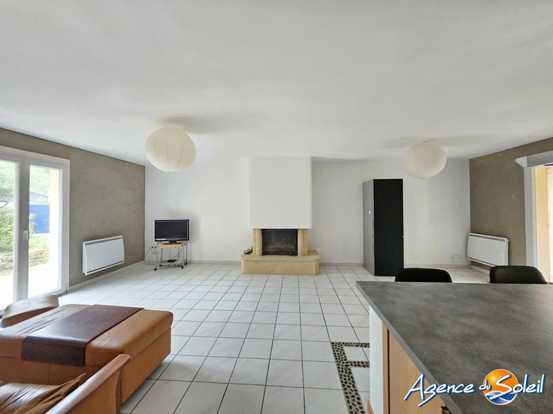 Maison - 98 m² - 4 pièces