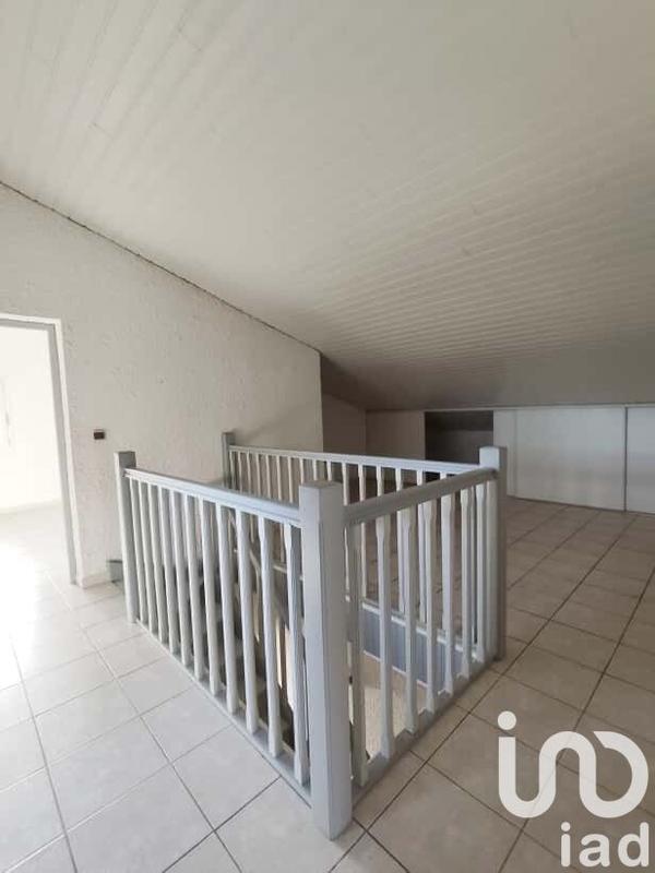 Maison - 200 m² - 5 pièces