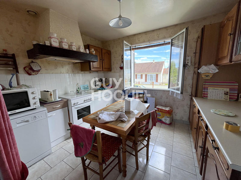 Maison - 95 m² - 5 pièces