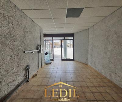 Local commercial - 35 m² - 3 pièces