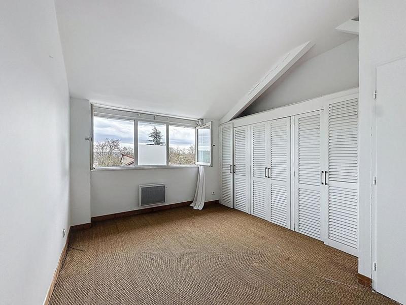 Appartement - 145 m² - 5 pièces