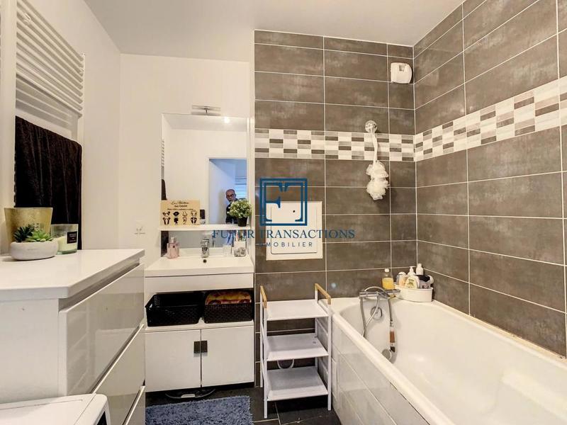 Appartement - 91 m² - 5 pièces