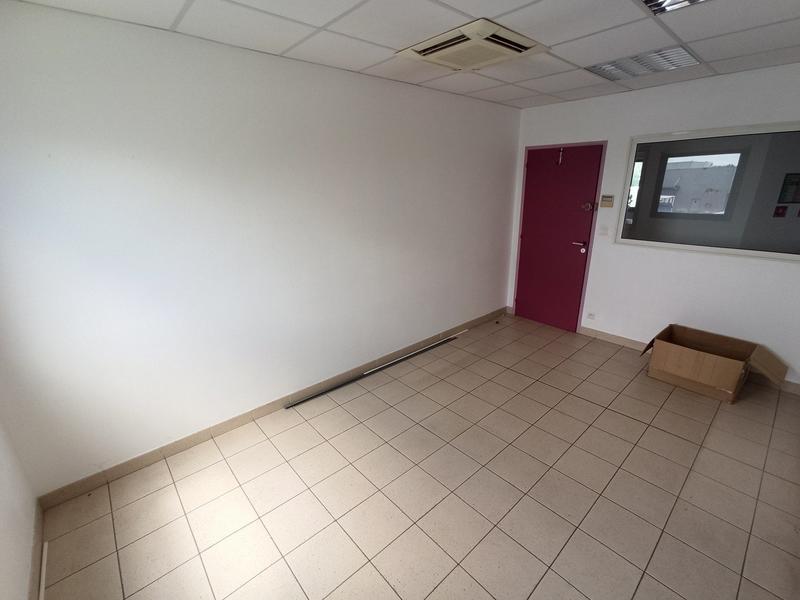 Bureau - 330 m²