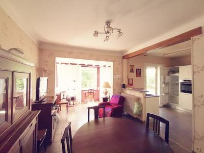 Maison - 86 m² - 4 pièces