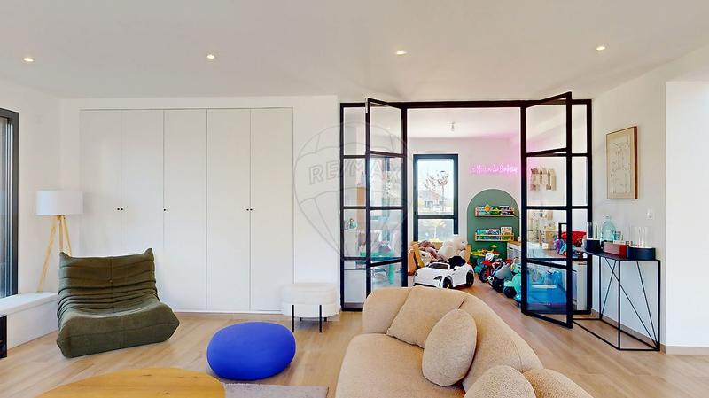 Maison d'architecte - 190 m² - 6 pièces