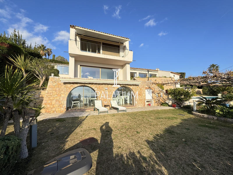 Bastide - 228 m² - 6 pièces