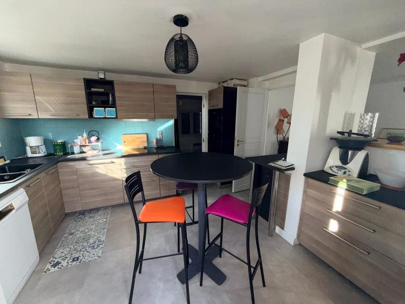 Maison - 111 m² - 5 pièces