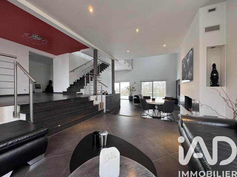 Maison de maîtres - 312 m² - 7 pièces