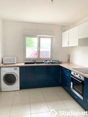 Chambre - 13 m² - 1 pièce