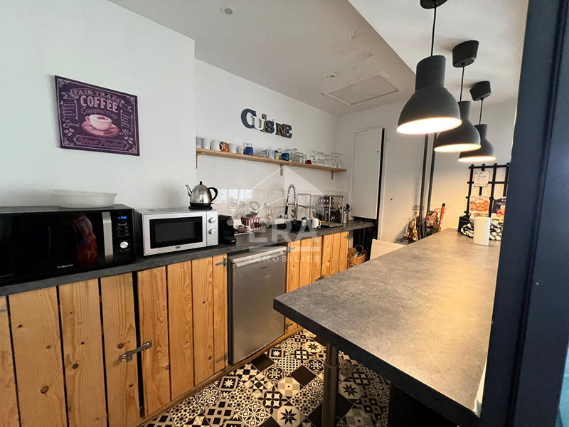 Bureau - 20 m² - 2 pièces