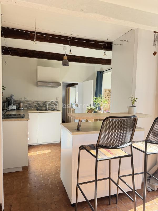 Maison - 350 m² - 25 pièces