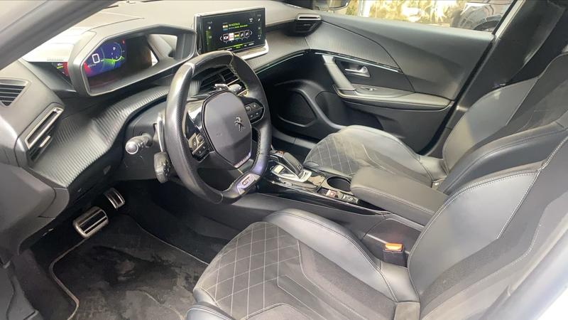 Peugeot 2008 1.2 PureTech 130 Eat8 Gt - 5 places Automatique