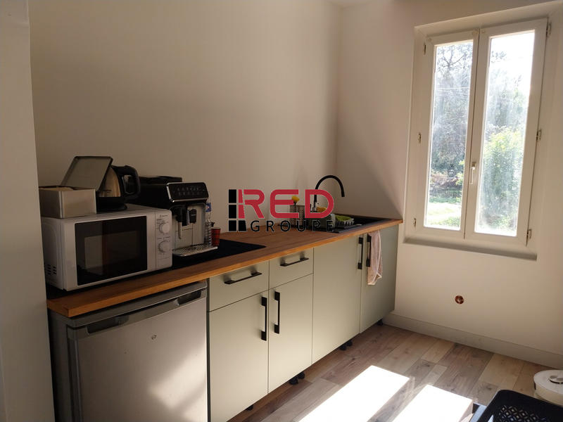 Bureau - 175 m² - 3 pièces