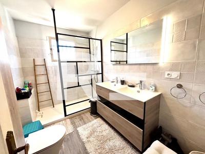 Maison - 88 m² - 4 pièces