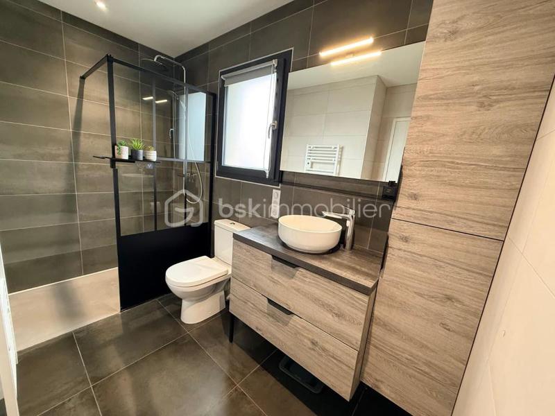 Villa - 145 m² - 6 pièces