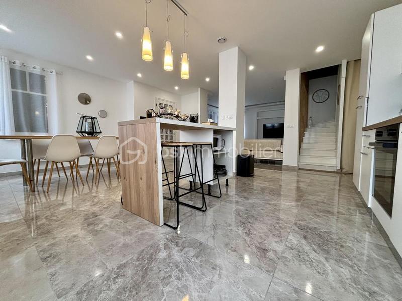 Maison - 154 m² - 6 pièces