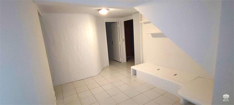 Maison traditionnelle - 190 m² - 8 pièces