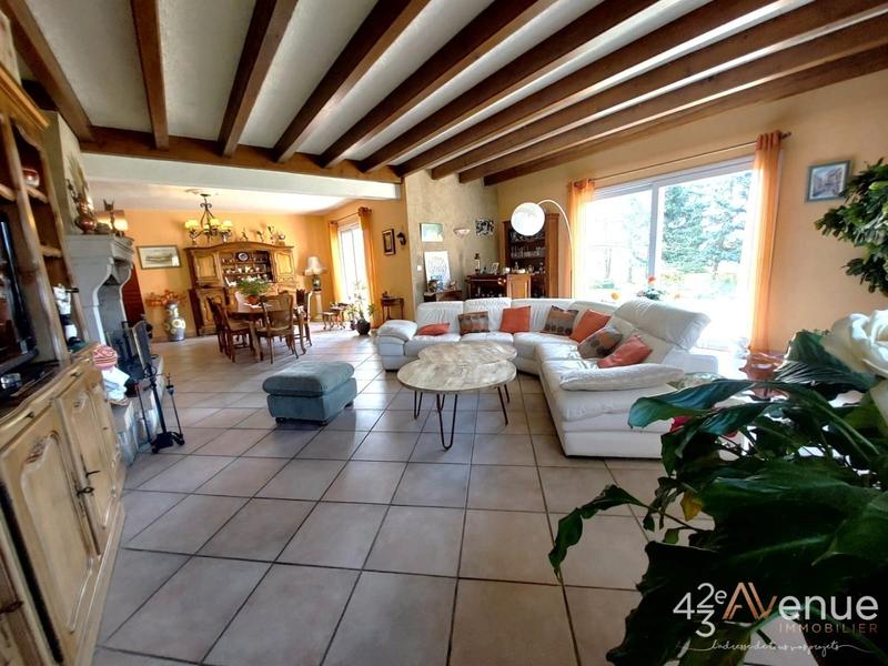 Maison - 170 m² - 7 pièces