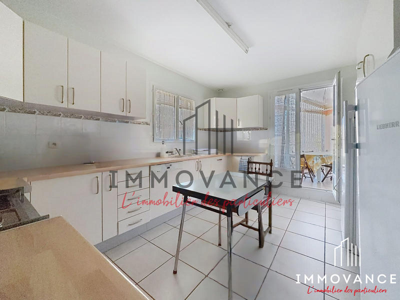 Villa - 200 m² - 6 pièces