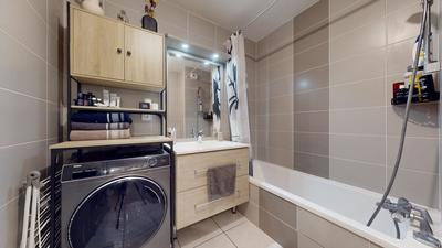 Appartement - 64 m² - 3 pièces