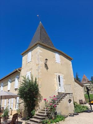 Château - 520 m² - 18 pièces