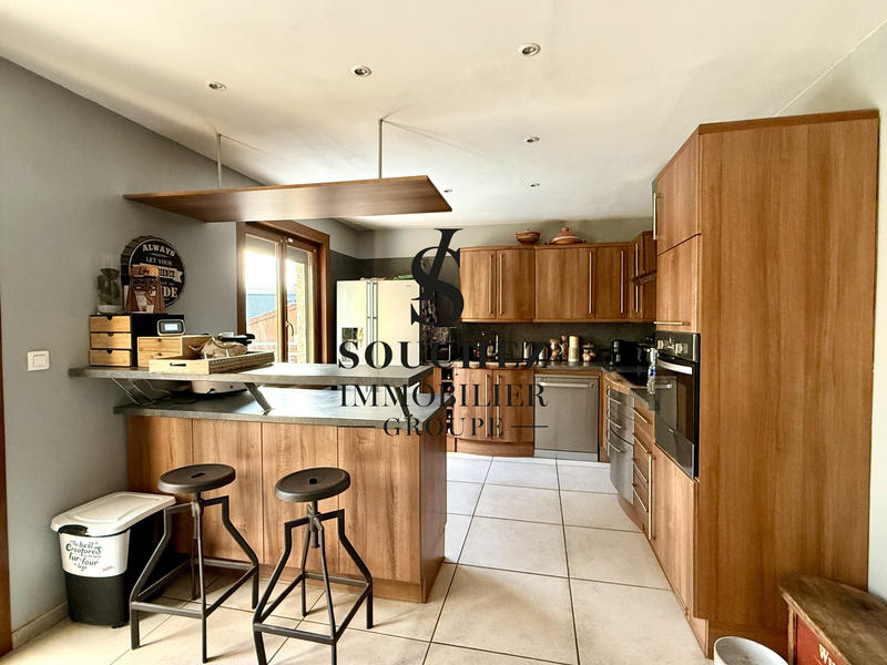 Maison - 107 m² - 5 pièces