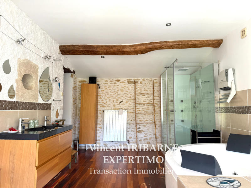 Appartement - 183 m² - 7 pièces