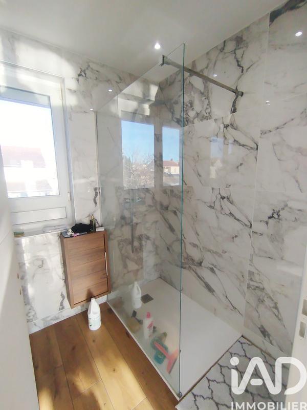 Maison de ville - 110 m² - 5 pièces