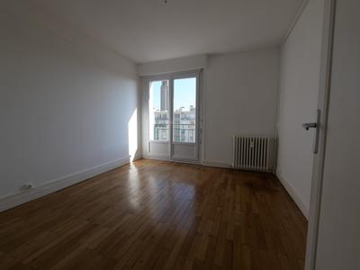 Appartement - 96 m² - 4 pièces