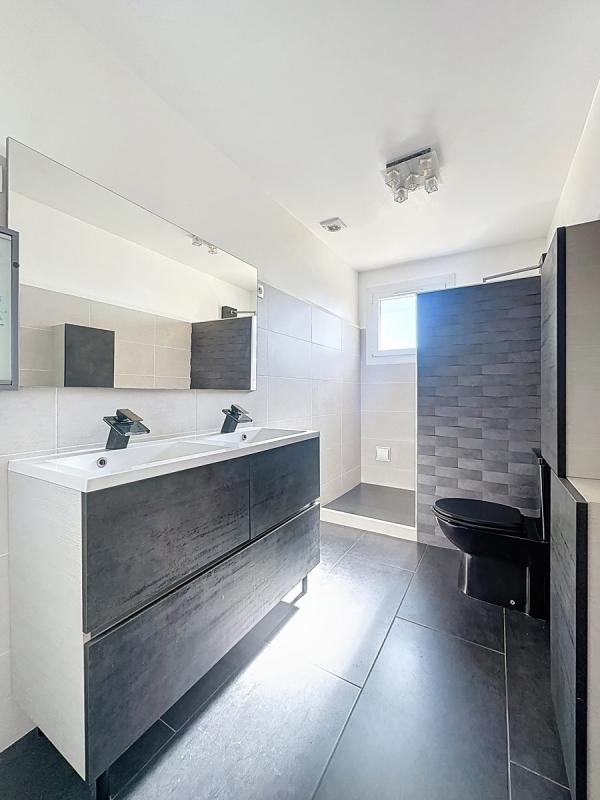 Maison - 172 m² - 7 pièces