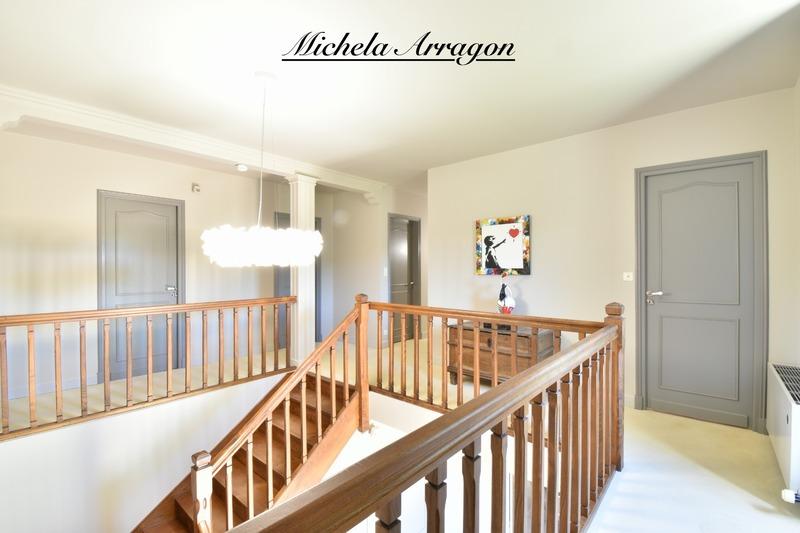 Villa - 191 m² - 6 pièces