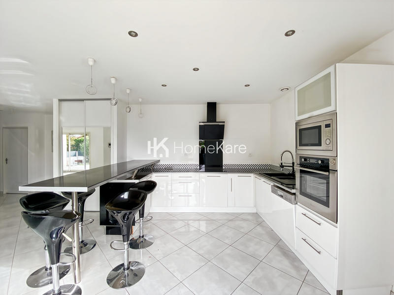 Maison - 130 m² - 5 pièces