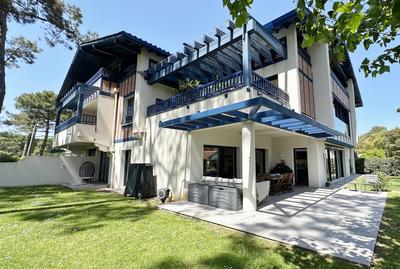 Villa - 192 m² - 6 pièces