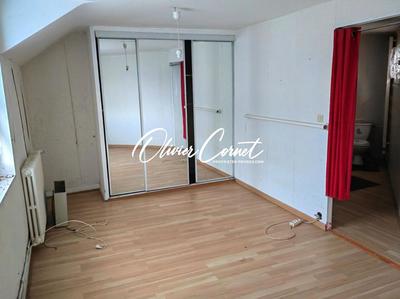 Immeuble - 93 m² - 5 pièces