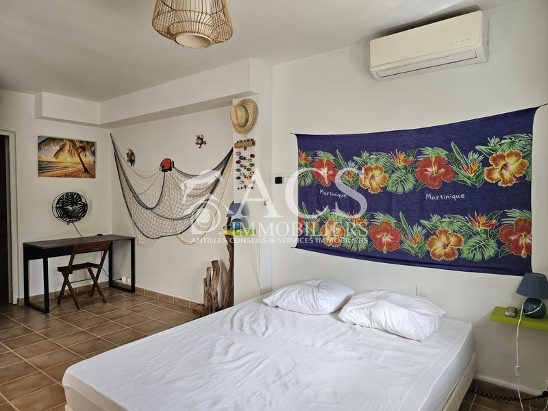 Maison - 98 m² - 4 pièces