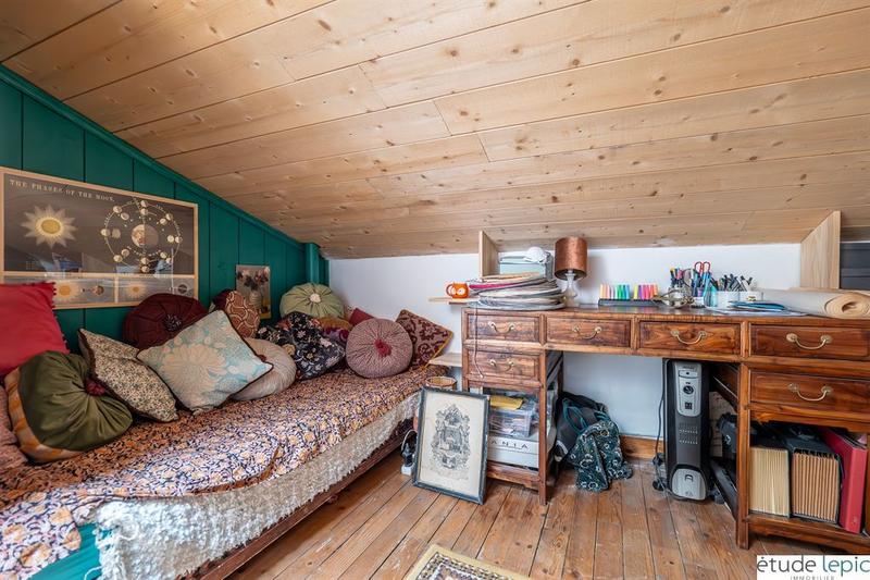 Maison bourgeoise - 225 m² - 9 pièces