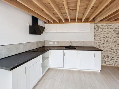 Maison - 102 m² - 5 pièces